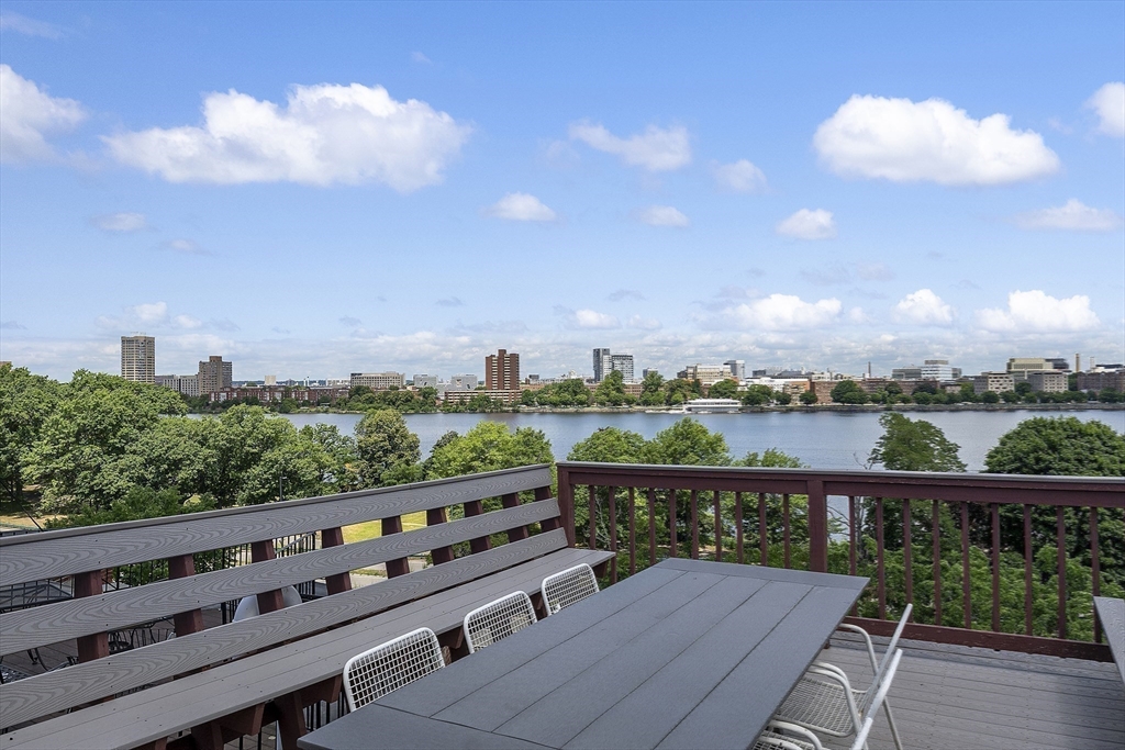 31 Bay State Road, Unit 4 Boston, MA 02215 - Photo 33 of 42