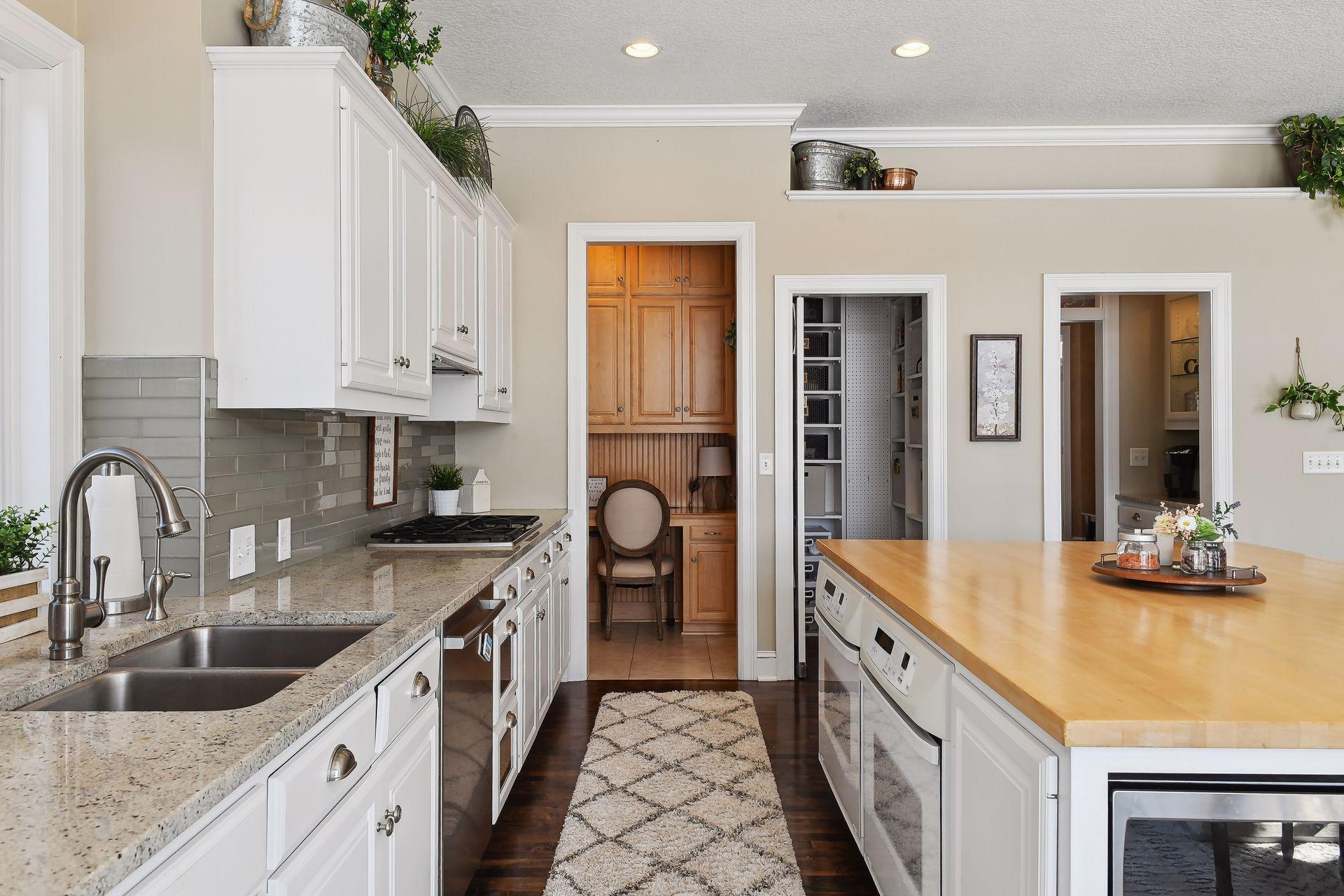 4550 Dunibar Ridge Road Minnetonka, MN 55345 - Photo 13 of 63