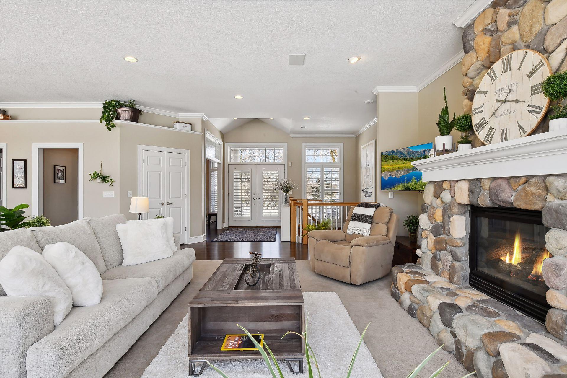 4550 Dunibar Ridge Road Minnetonka, MN 55345 - Photo 5 of 63