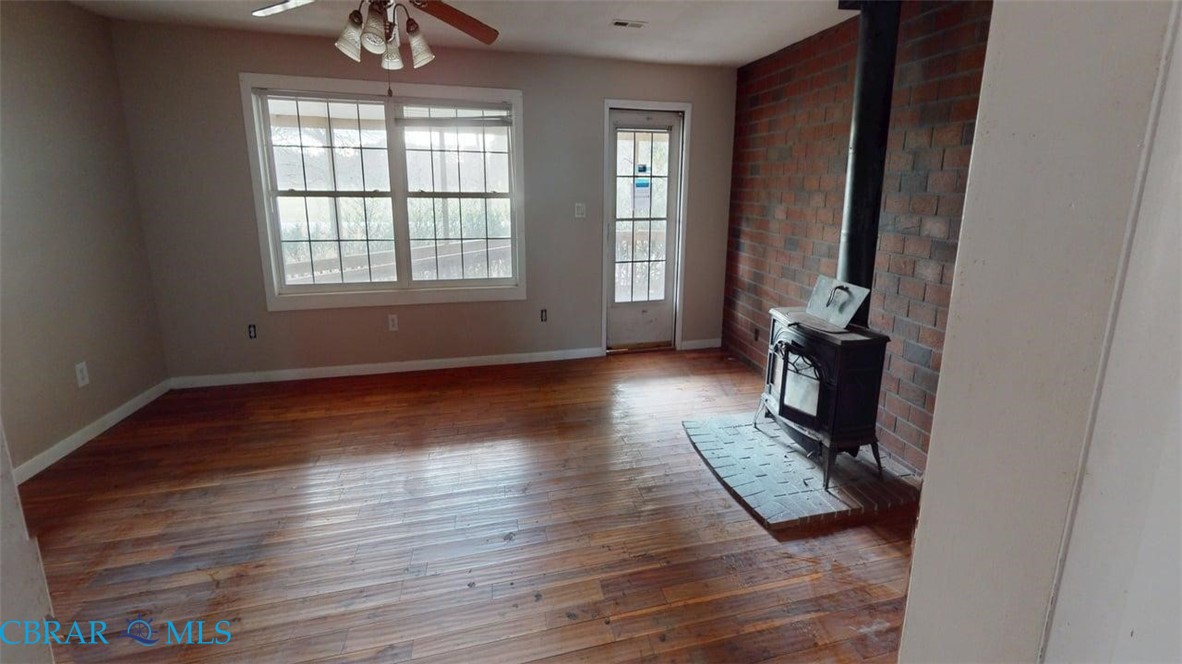 1678 Fitchetts Wharf Road Moon, VA 23119 - Photo 27 of 50