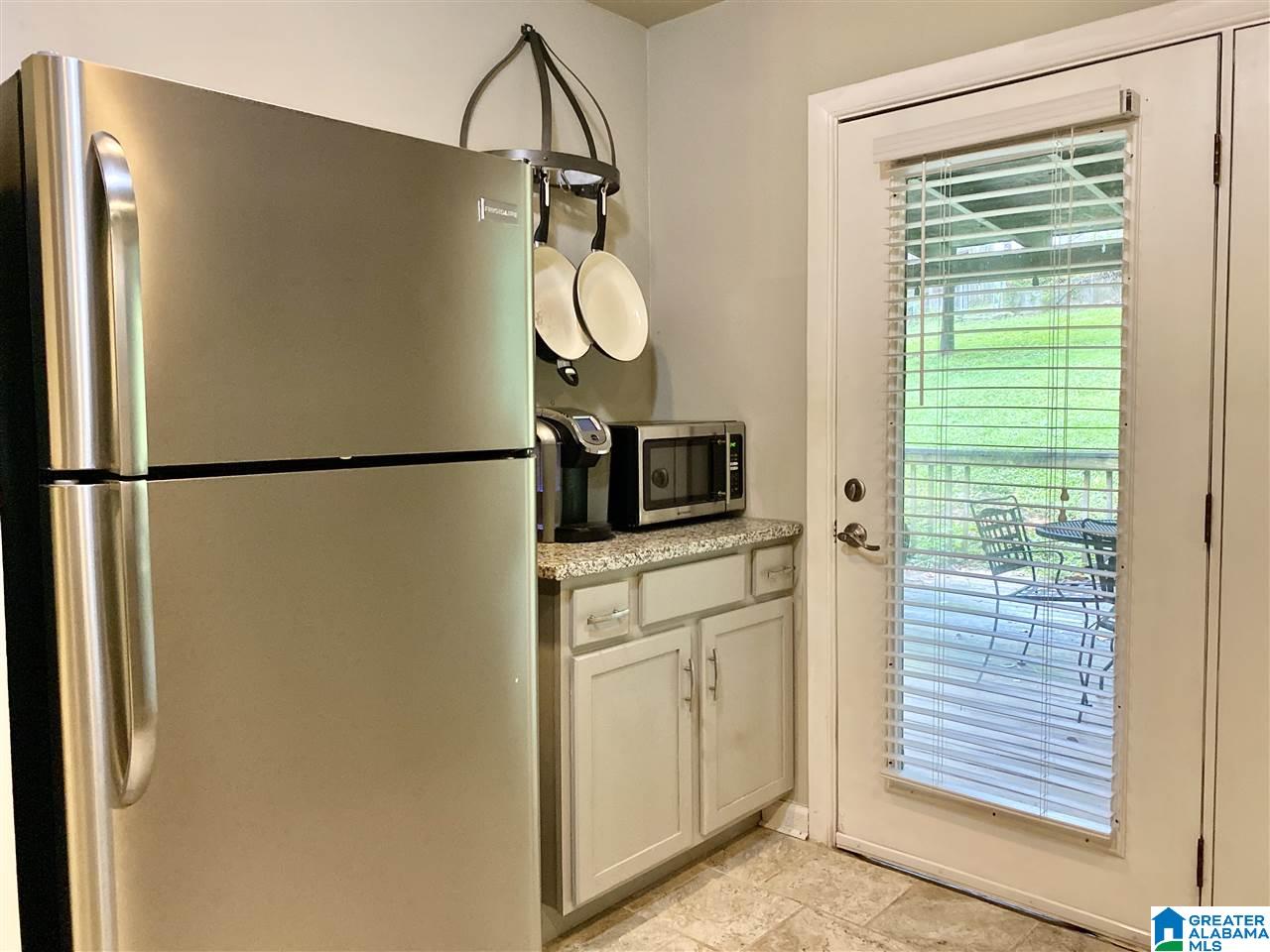 907 Columbiana Road Birmingham, AL 35209 - Photo 13 of 34