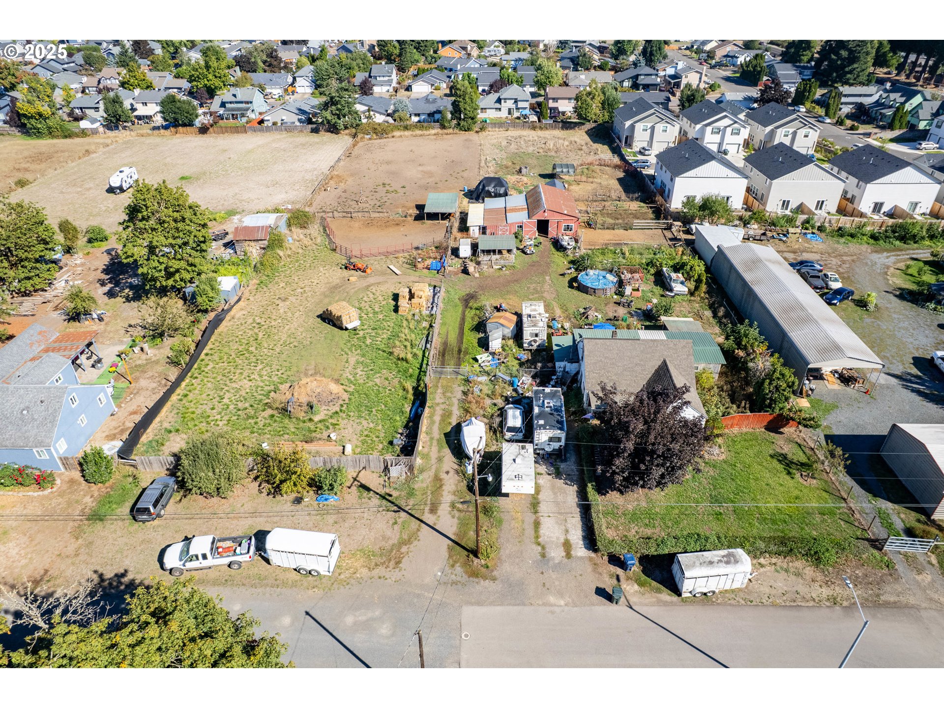 945 South 43rd Street Springfield, OR 97478 - Photo 3 of 15 an aerial view of a city