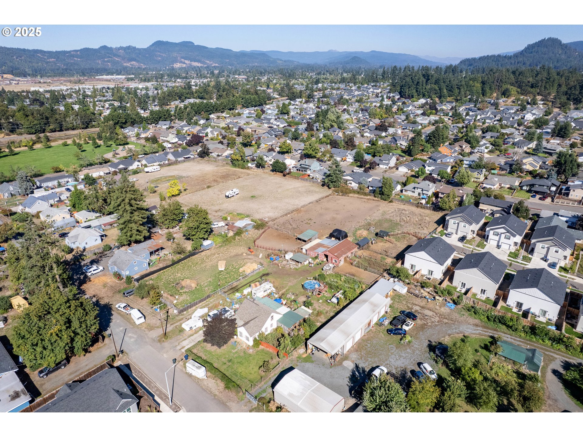 945 South 43rd Street Springfield, OR 97478 - Photo 9 of 15 an aerial view of residential house and sandy dunes
