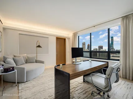 $5,500,000 | 180 East Pearson Street, Unit 37043705, Chicago, IL 60611