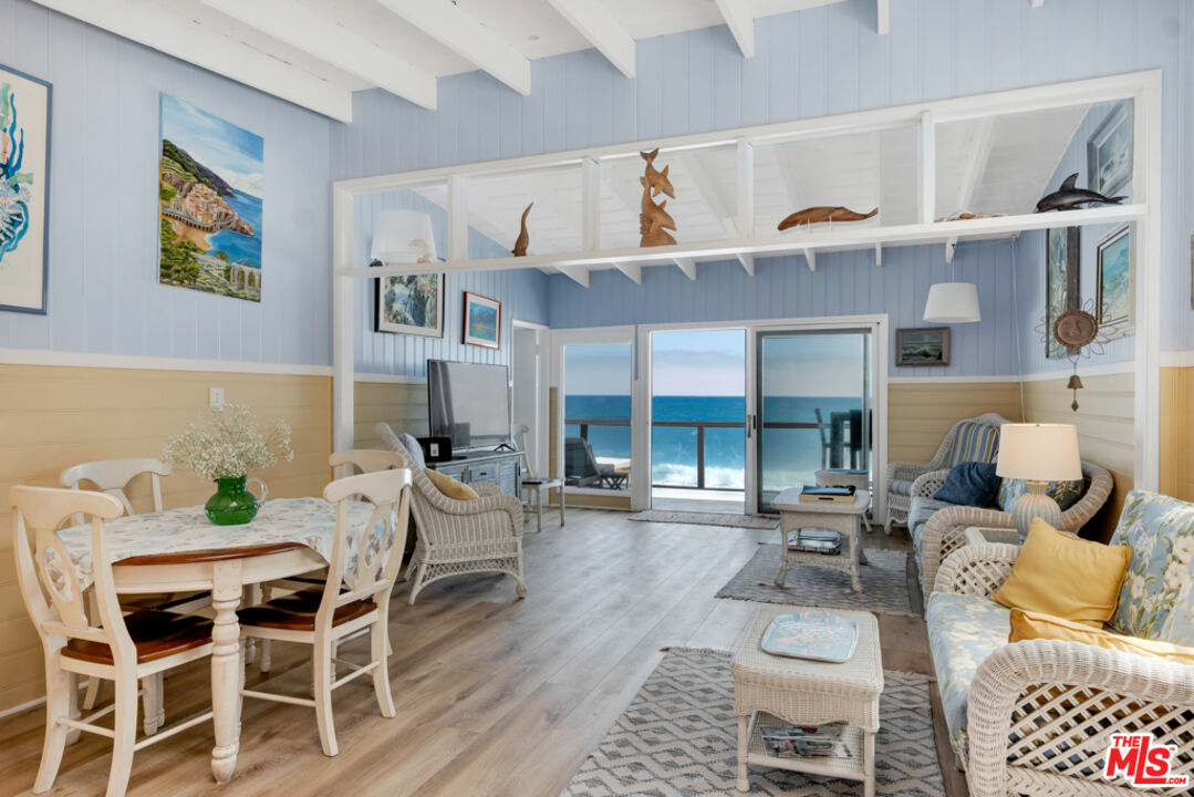 24528 Malibu Road Malibu, CA 90265 - Photo 20 of 68