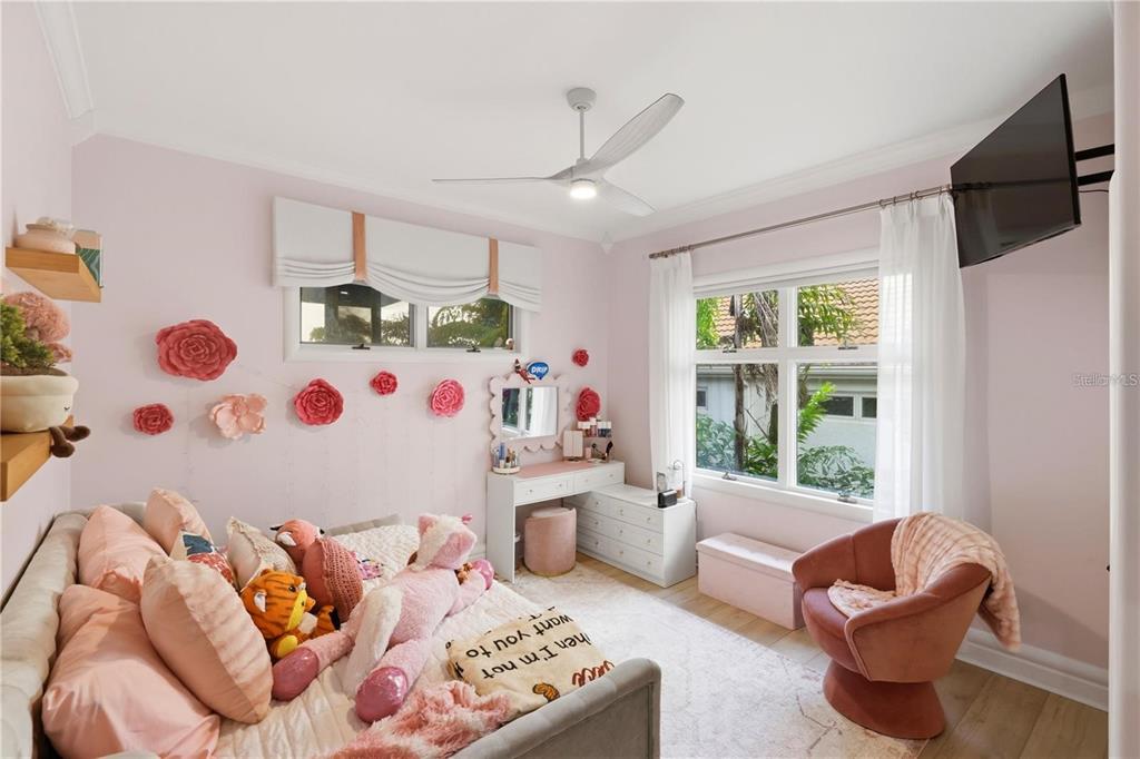 4034 Roberts Point Road Sarasota, FL 34242 - Photo 69 of 98 Gallery Image 69