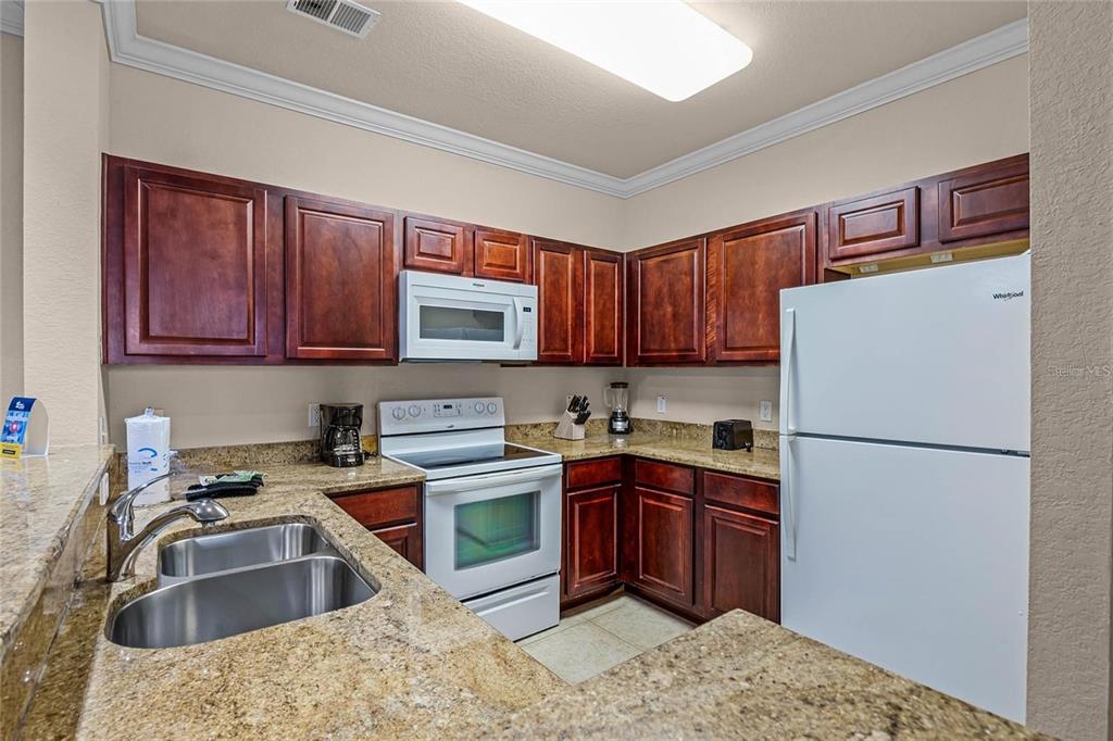 1301 Tuscan Terrace, Unit 9403 Davenport, FL 33896 - Photo 10 of 34
