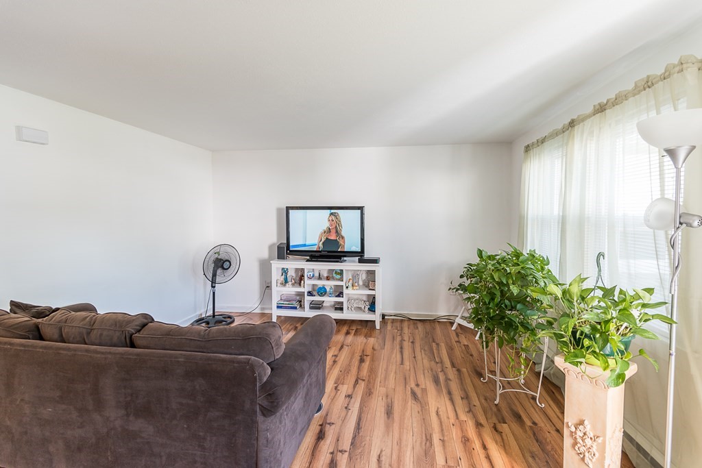 301 Mammoth Road, Unit 6 Lowell, MA 01854 - Photo 6 of 11