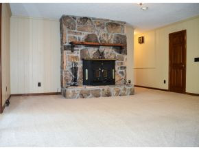2256 Dave Buck Road Johnson City, TN 37601 - Photo 4 of 23 Family Room