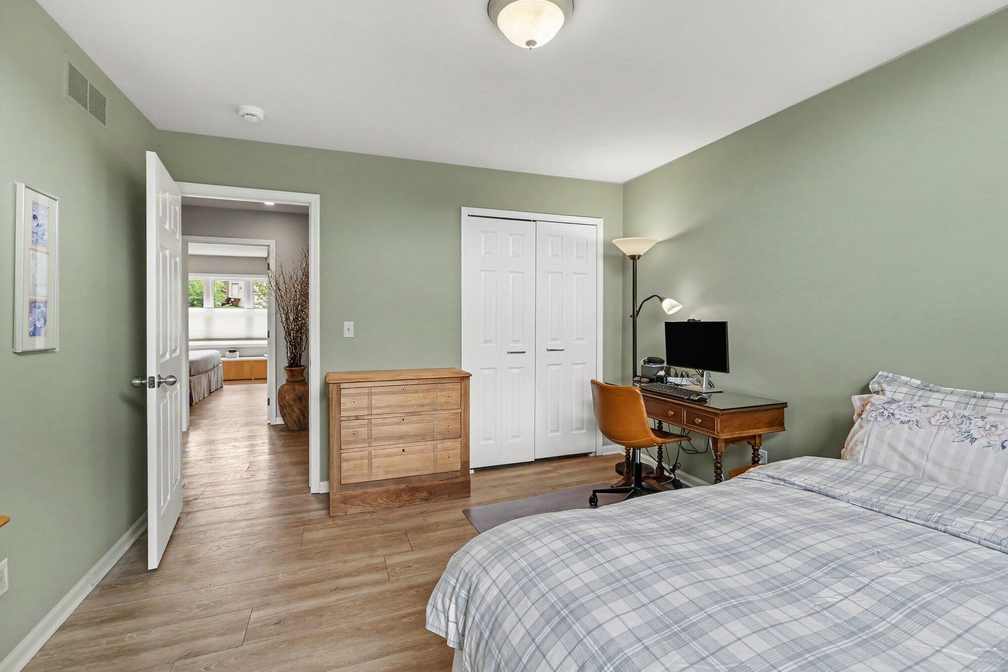 1696 West Ellsworth Road Ann Arbor, MI 48108 - Photo 22 of 37 022_file_2825