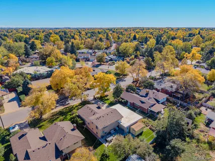 an aerial view of multiple house