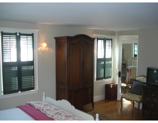 39 Governors Road Milton, MA 02186 - Photo 10 of 13