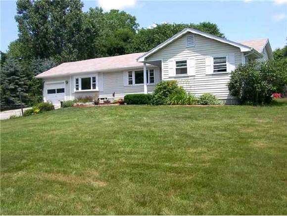 82 Lane Road Derry, NH 03038 - Photo 1 of 5