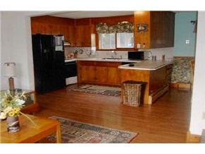 82 Lane Road Derry, NH 03038 - Photo 4 of 5
