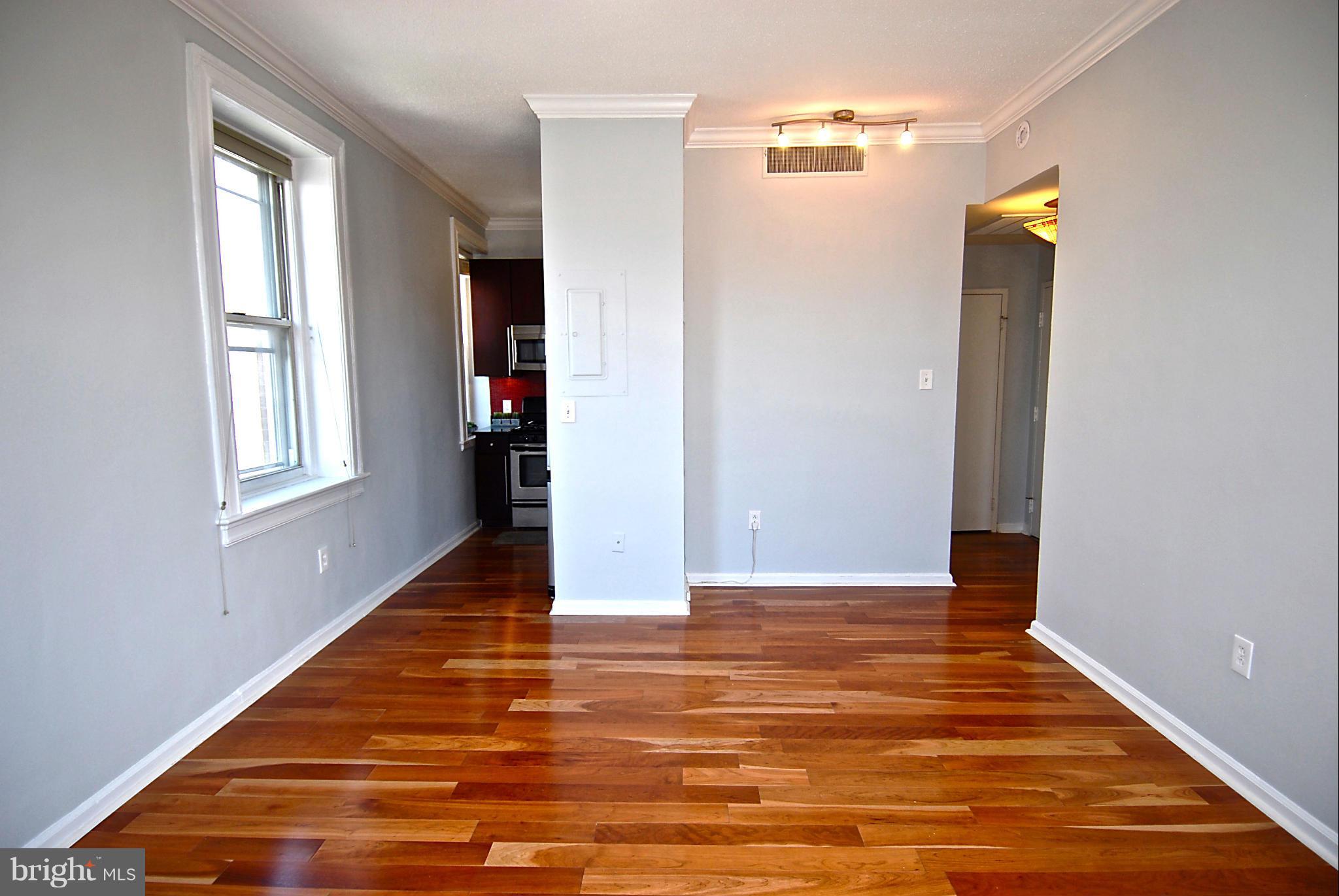 1851 Columbia Road Northwest, Unit 409 Washington, DC 20009 - Photo 7 of 30 Living Room