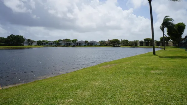 $160,000 | 15235 Lakes Of Delray Boulevard, Unit 308, Delray Beach, FL 33484