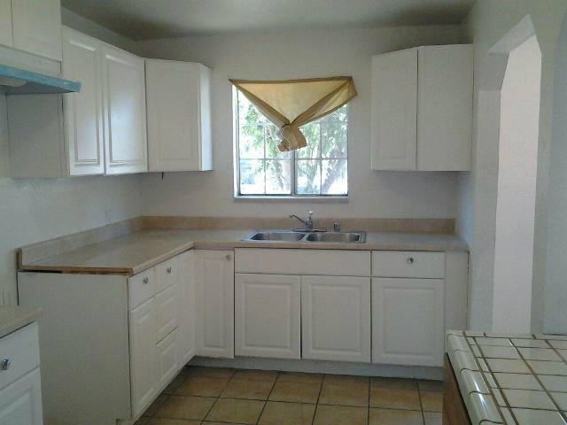 1506 Inyo Avenue Modesto, CA 95358 - Photo 5 of 8 Gallery Image 5