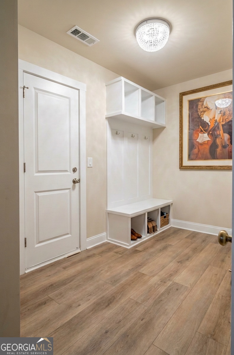 155 Joseph Lane Hartwell, GA 30643 - Photo 5 of 46