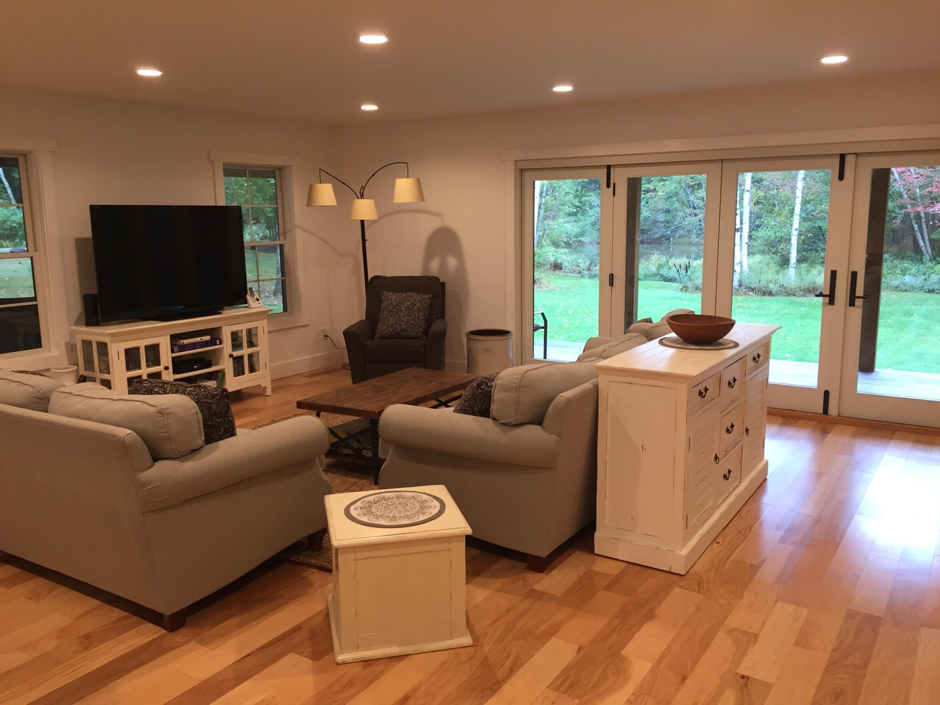 18 Ben's Landing Road Boothbay, ME 04537 - Photo 4 of 25 Ames living room