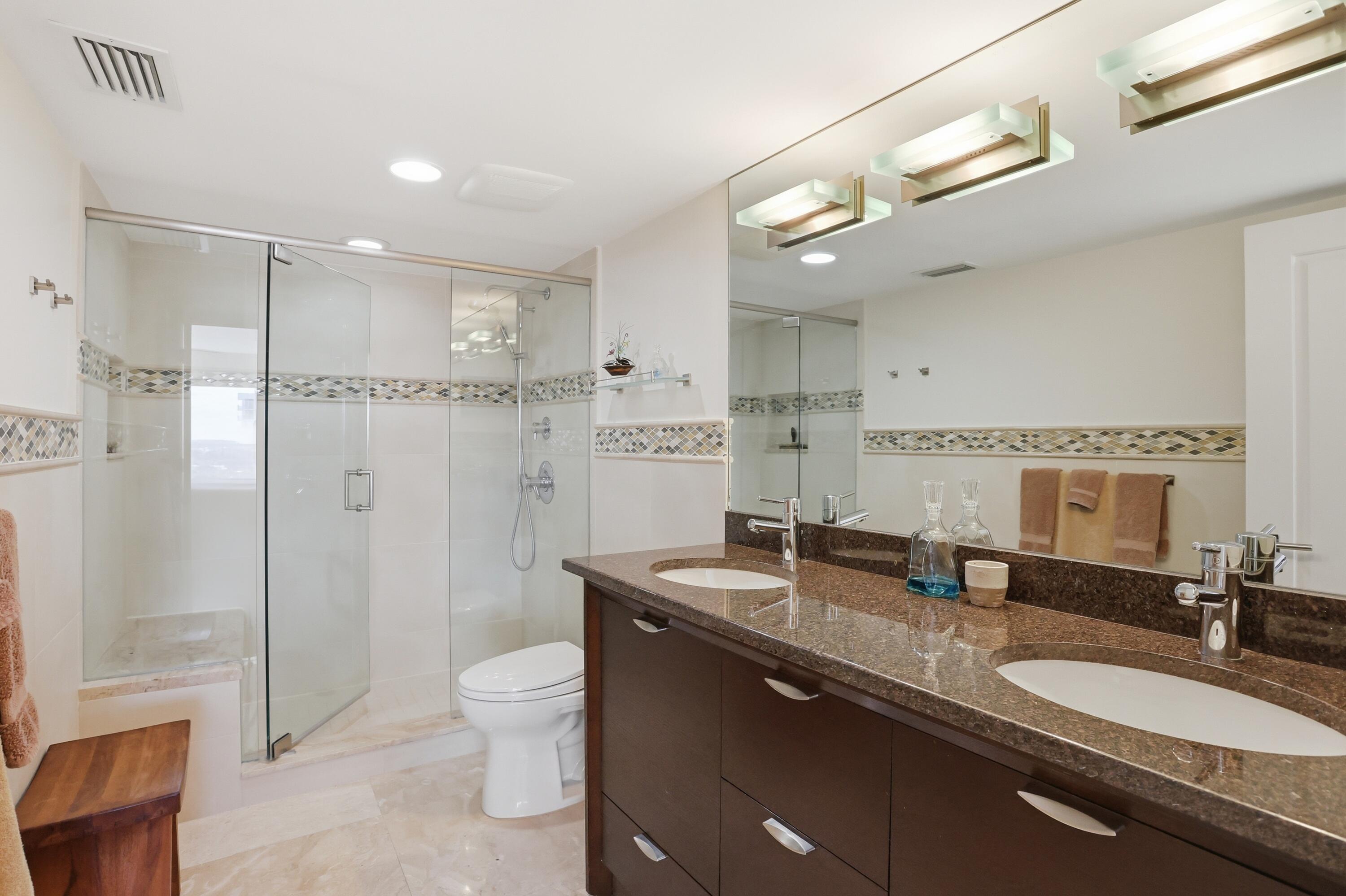 2066 North Ocean Boulevard, Unit 14NW Boca Raton, FL 33431 - Photo 24 of 39 PRIMARY BATH