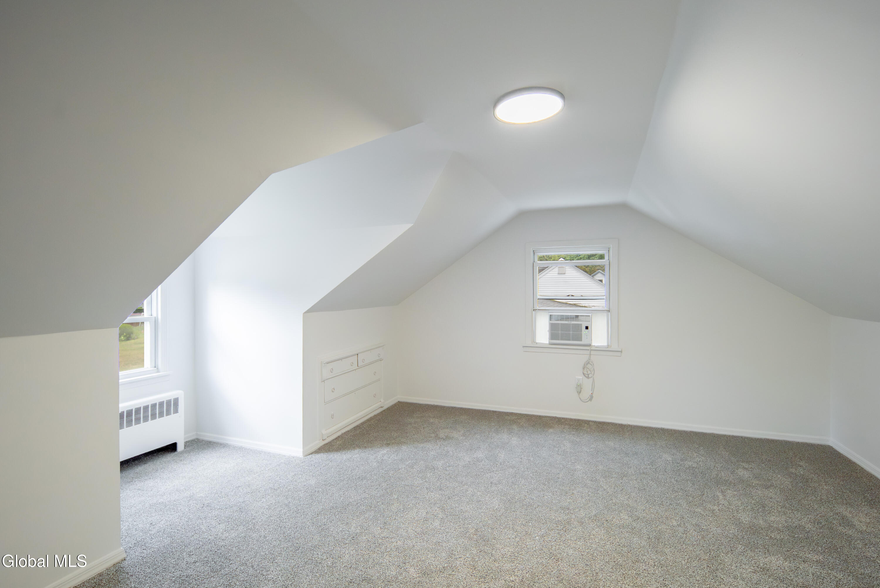 1013 Inner Drive Schenectady, NY 12303 - Photo 29 of 54 029