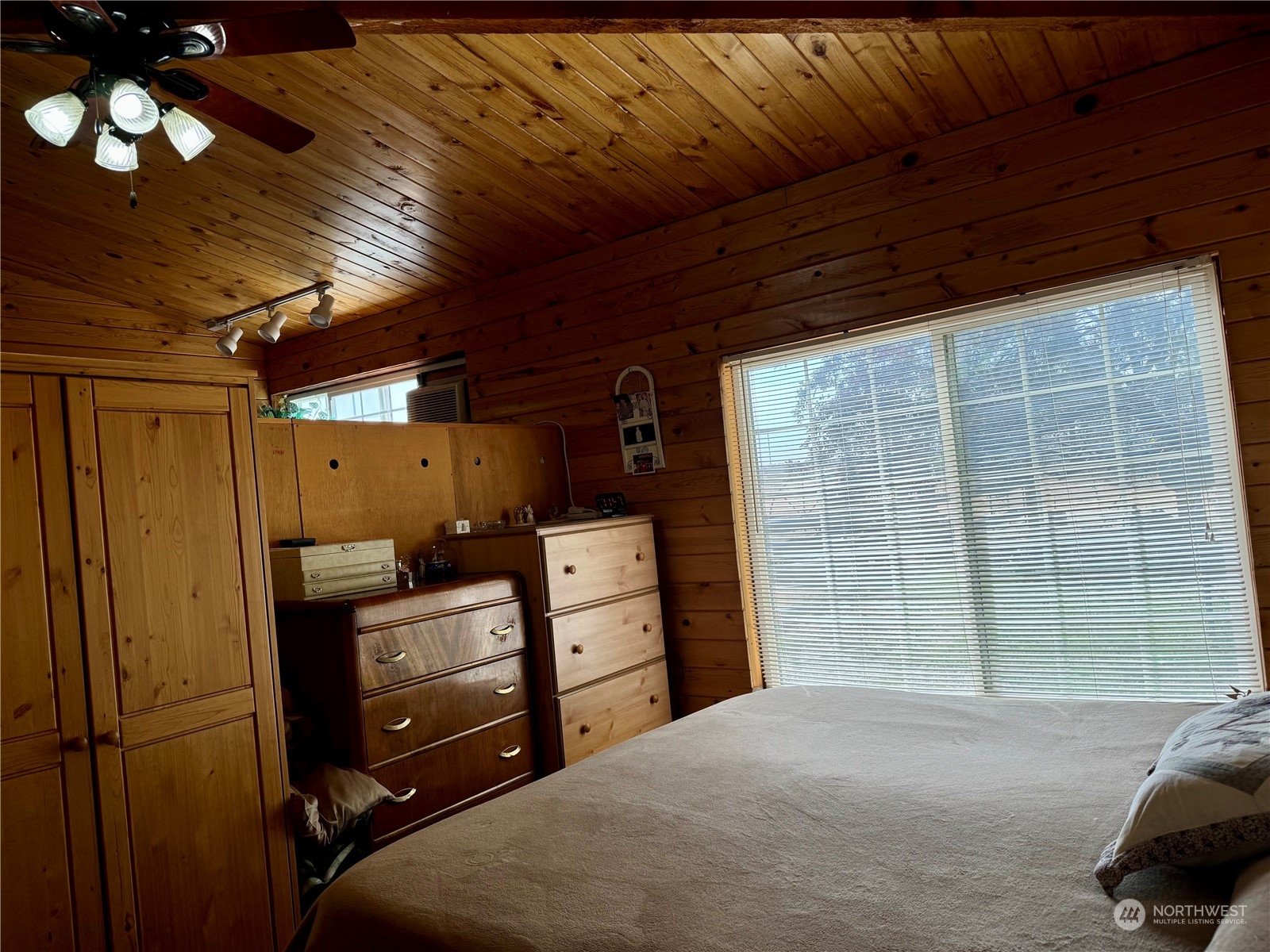 34938 Pinto Ridge Road Northeast Coulee City, WA 99115 - Photo 15 of 40 Gallery Image 15