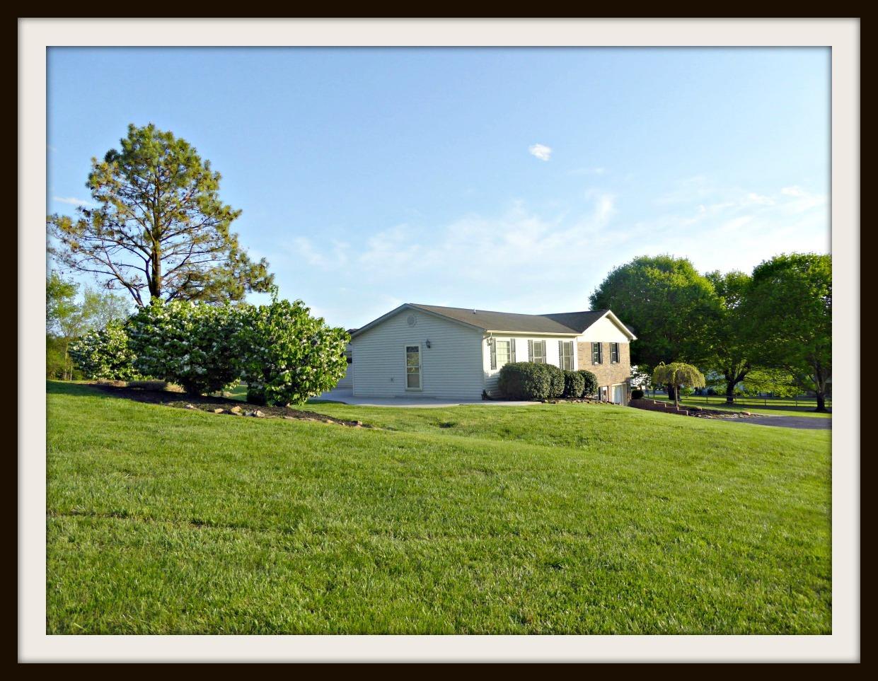 532 Briggs Road Dandridge, TN 37725 - Photo 4 of 34 P1010915F