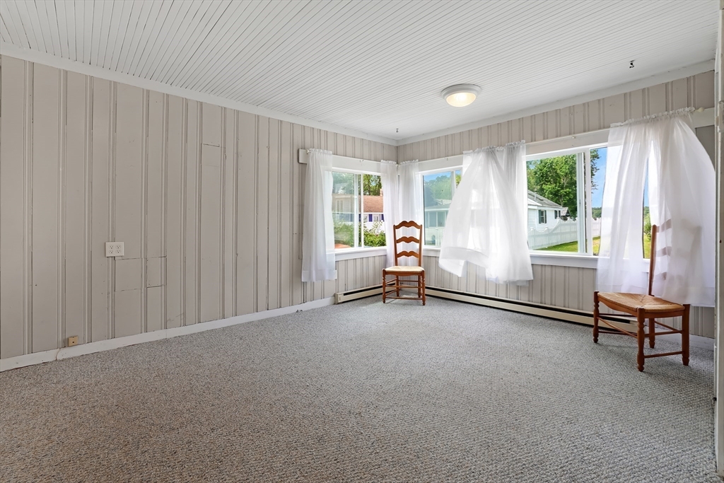 10 Barnes Street Wareham, MA 02571 - Photo 13 of 31