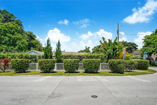 $755,000 | 8730 Northeast 8th Court, Miami, FL 33138