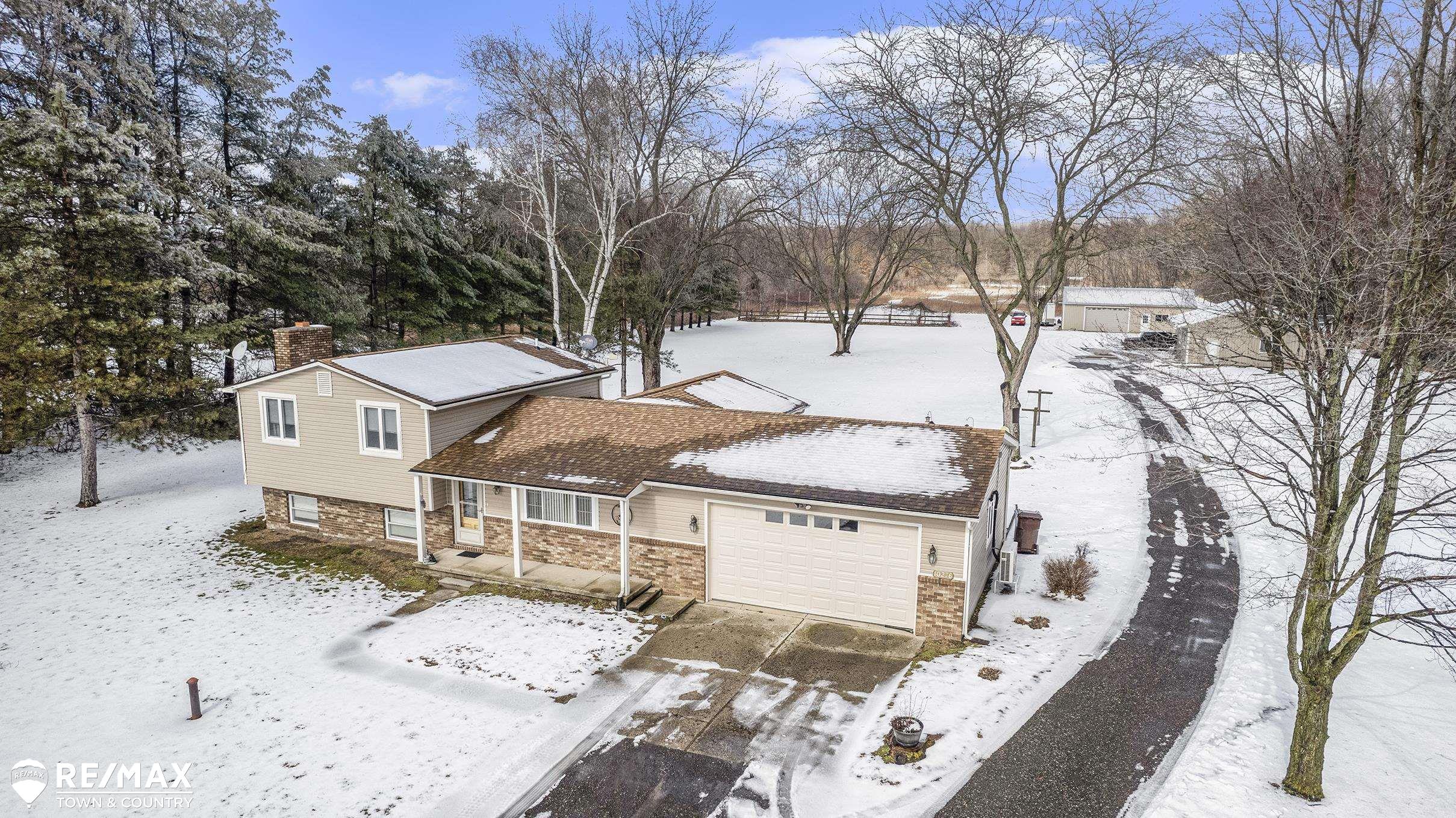 10276 West Frances Road Flushing, MI 48433 - Photo 2 of 45