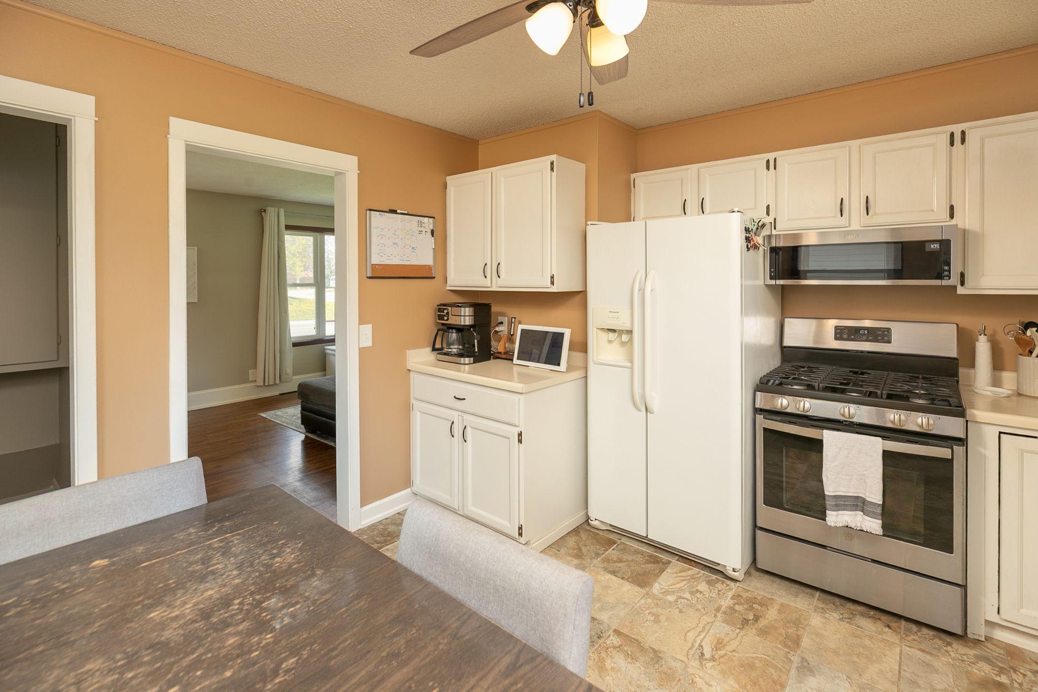 3118 Rose Heights Drive Southeast Rochester, MN 55904 - Photo 9 of 41