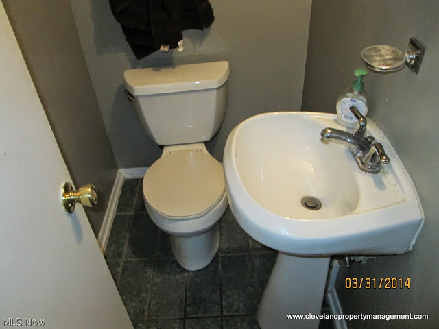 2291-2293 South Overlook Road Cleveland, OH 44106 - Photo 19 of 22 Gallery Image 19