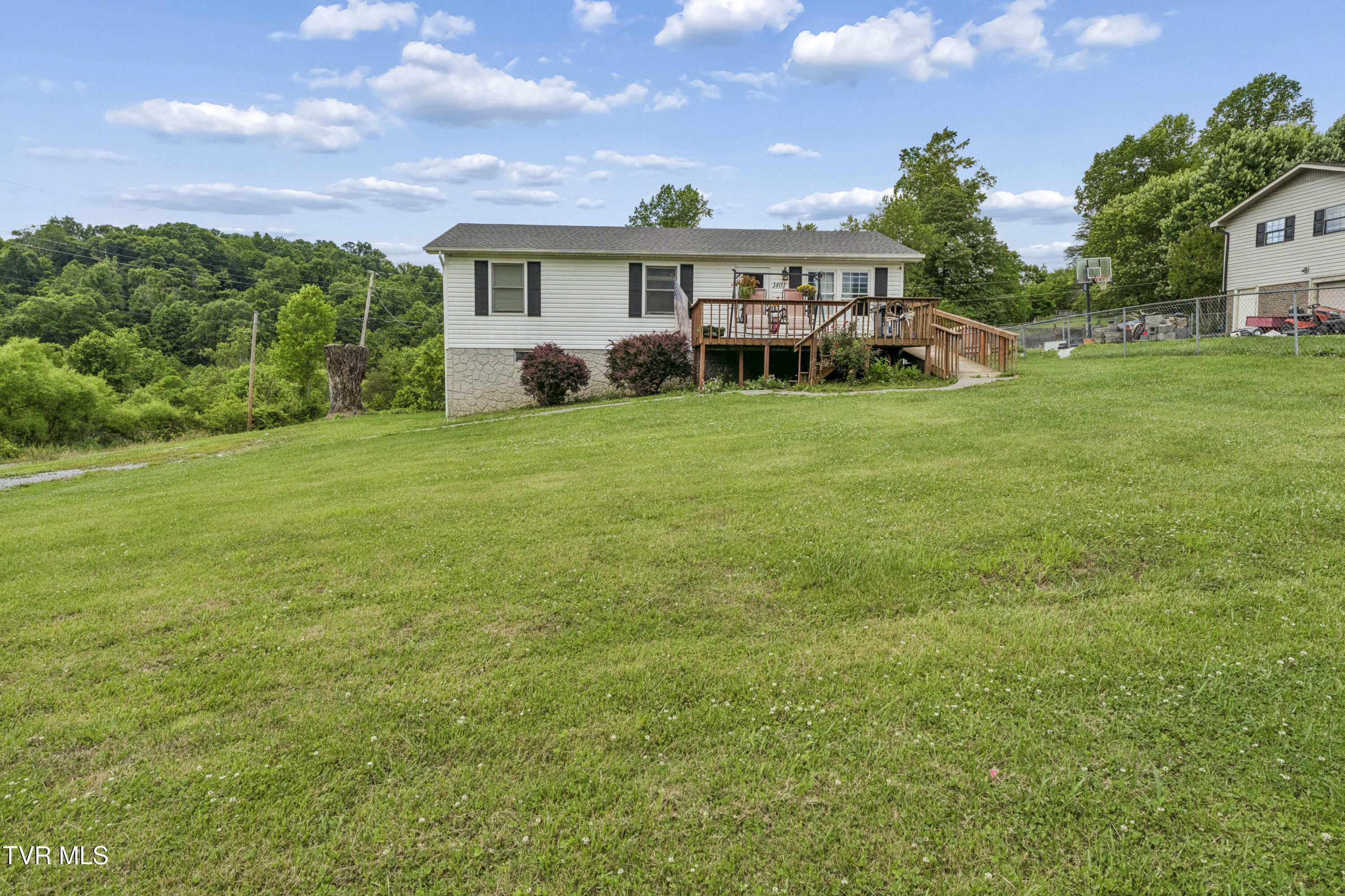 1401 Charity Hill Road Elizabethton, TN 37643 - Photo 1 of 25 Charity-24