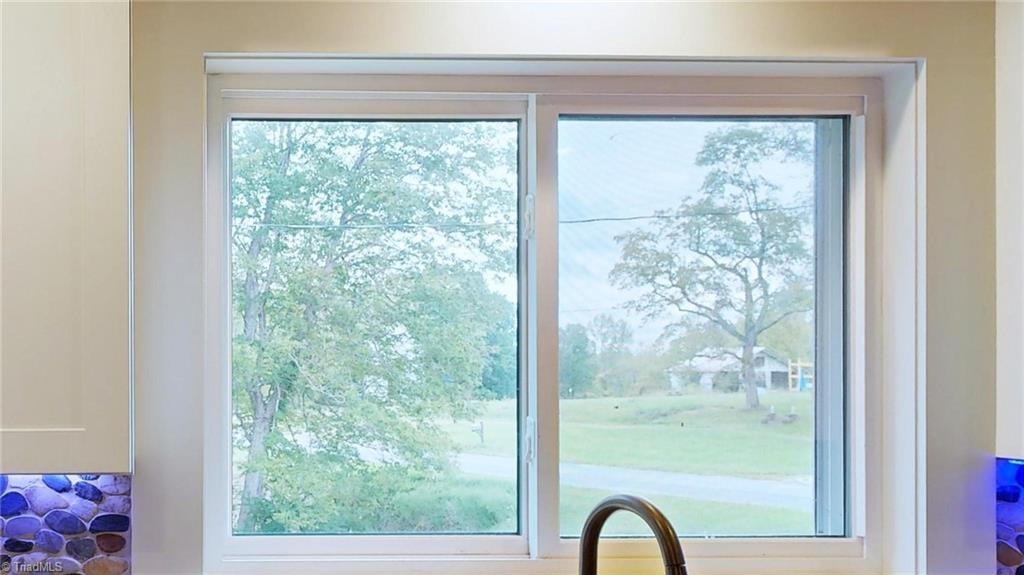 723 Ed Sink Road Thomasville, NC 27360 - Photo 14 of 48 Gallery Image 14