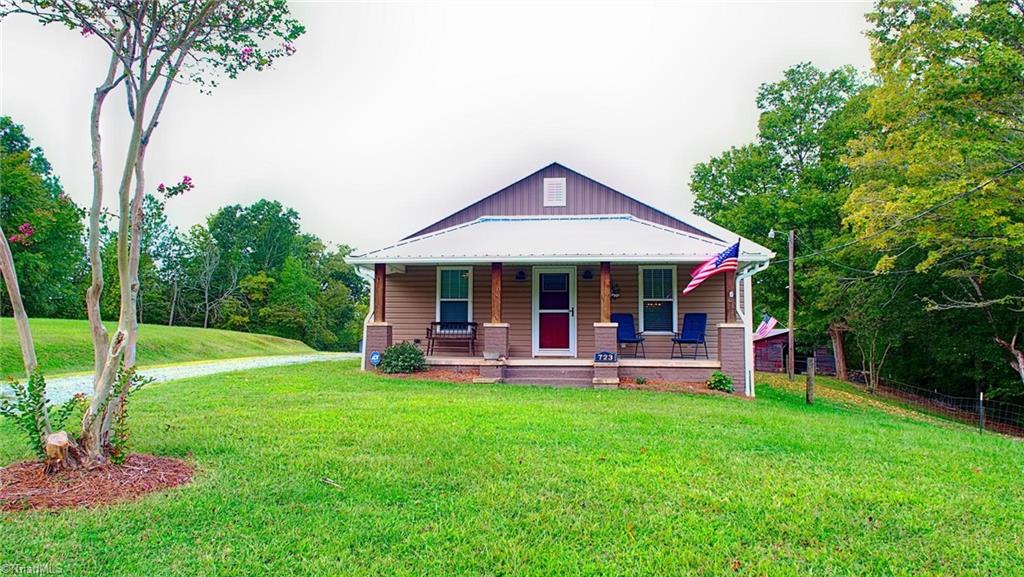 723 Ed Sink Road Thomasville, NC 27360 - Photo 2 of 48 Gallery Image 2