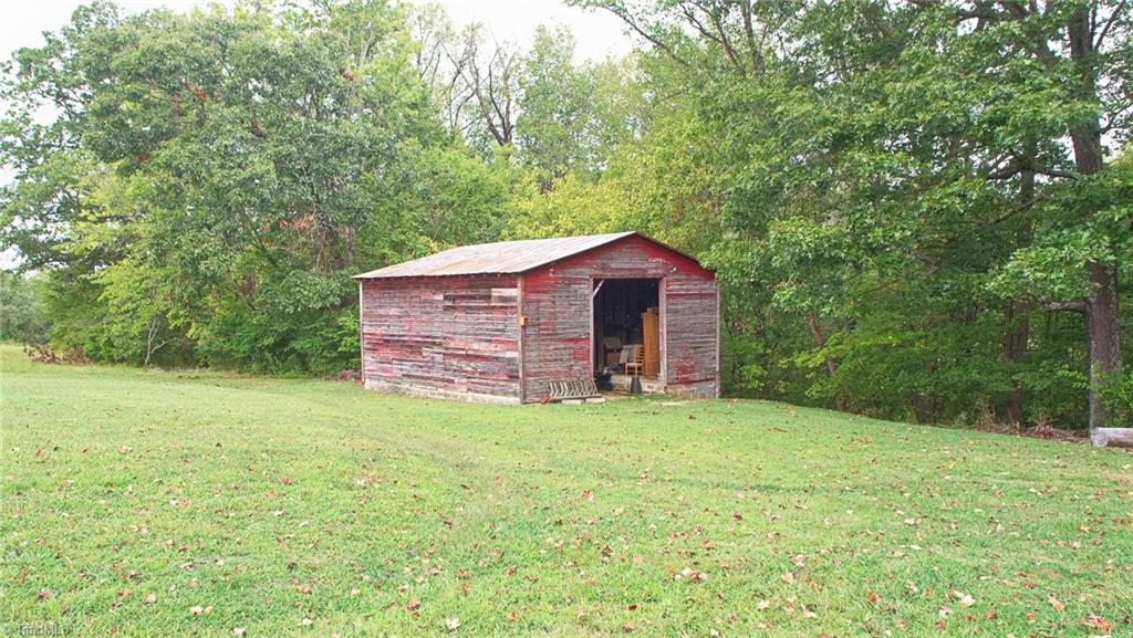 723 Ed Sink Road Thomasville, NC 27360 - Photo 46 of 48 Gallery Image 46