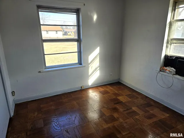 $130,000 | 25-27 Argonne Drive, Canton, IL 61520