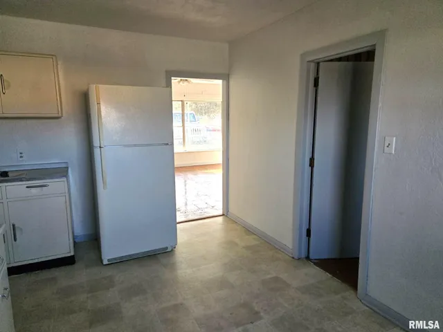 $130,000 | 25-27 Argonne Drive, Canton, IL 61520