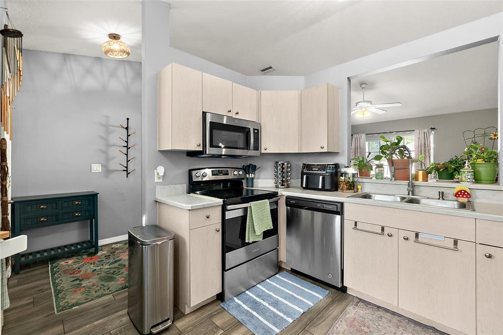 55 Uhl Path Palm Coast, FL 32164 - Photo 7 of 36