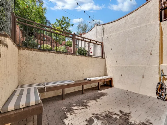 $1,269,000 | 1124 Kathleen Drive, Newbury Park, CA 91320