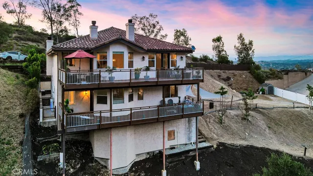 $1,269,000 | 1124 Kathleen Drive, Newbury Park, CA 91320