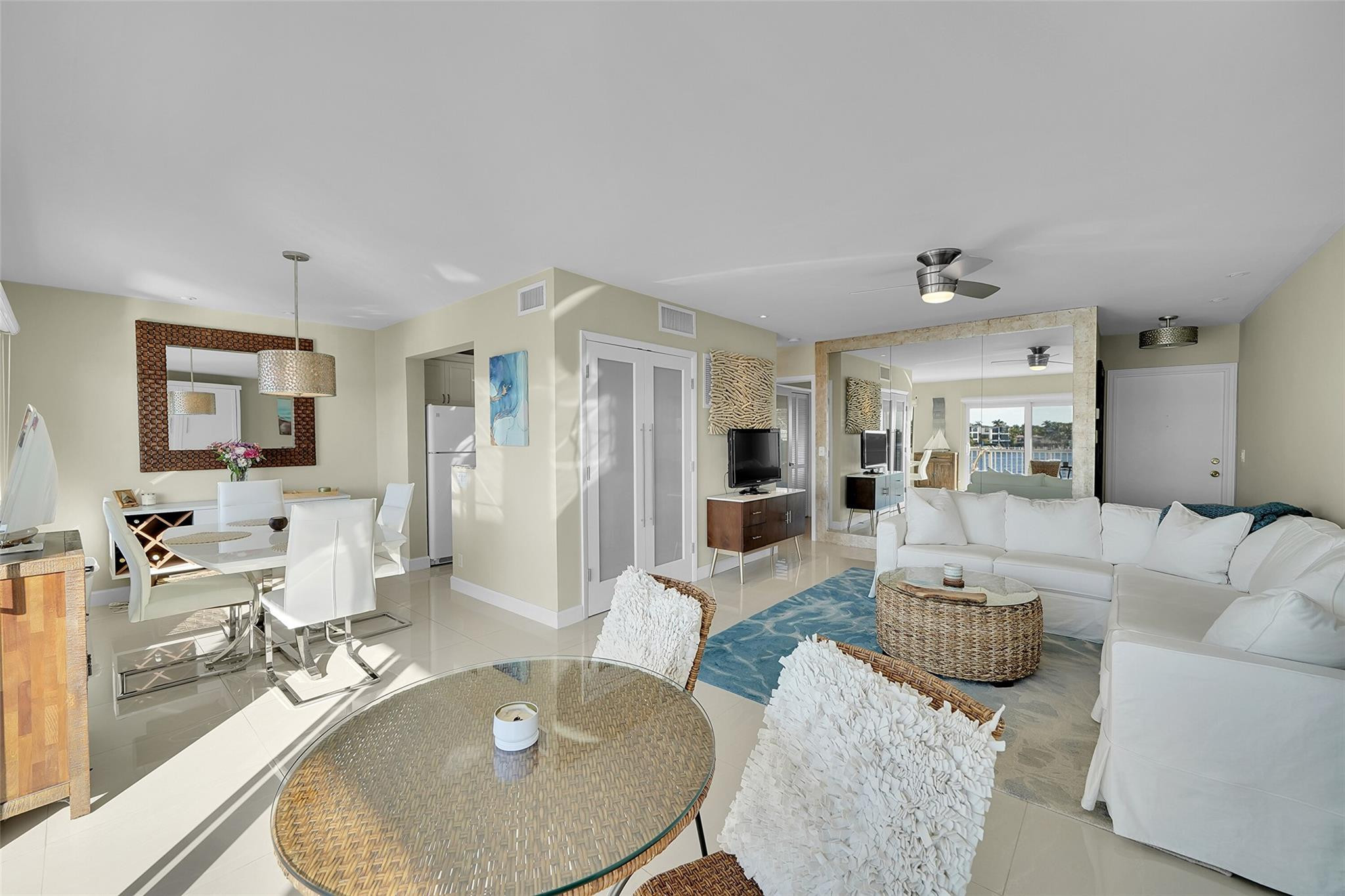 1201 South Riverside Drive, Unit 307 Pompano Beach, FL 33062 - Photo 15 of 44 Photo 15