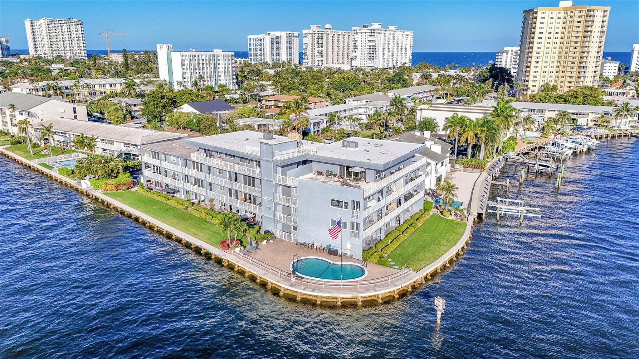 1201 South Riverside Drive, Unit 307 Pompano Beach, FL 33062 - Photo 2 of 44 Photo 2