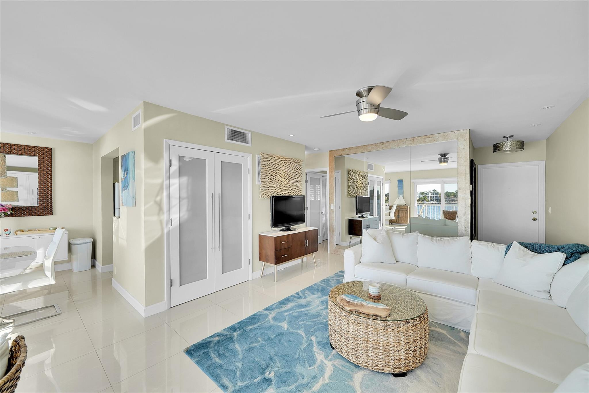 1201 South Riverside Drive, Unit 307 Pompano Beach, FL 33062 - Photo 6 of 44 Photo 6