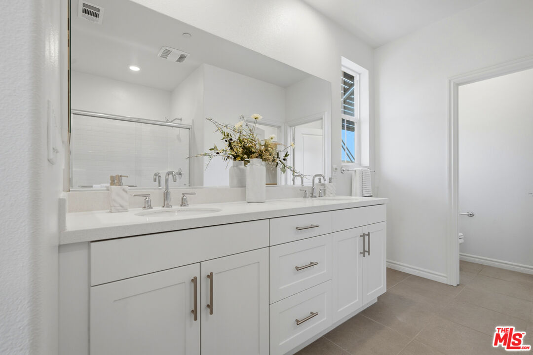 1426 Reliance Carson, CA 90746 - Photo 16 of 36 Gallery Image 16