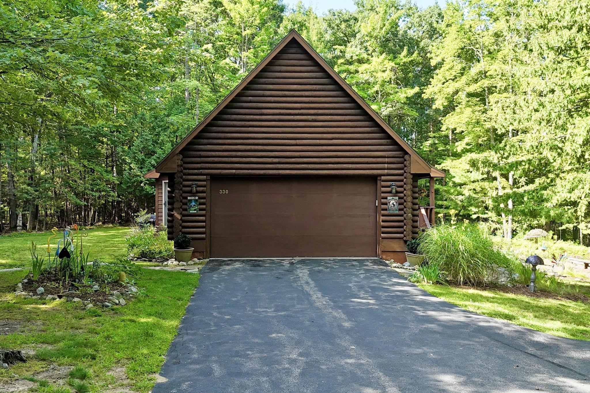 330 Rasho Road Traverse City, MI 49696 - Photo 33 of 45 1951015-1D8DF989-93E2-4BEE-B242-DF99A233C053.JPG