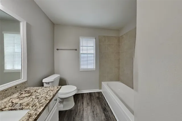 $2,300 | 16023 Willowpark Drive, Tomball, TX 77377