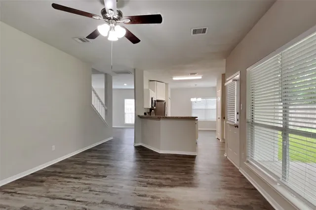 $2,300 | 16023 Willowpark Drive, Tomball, TX 77377