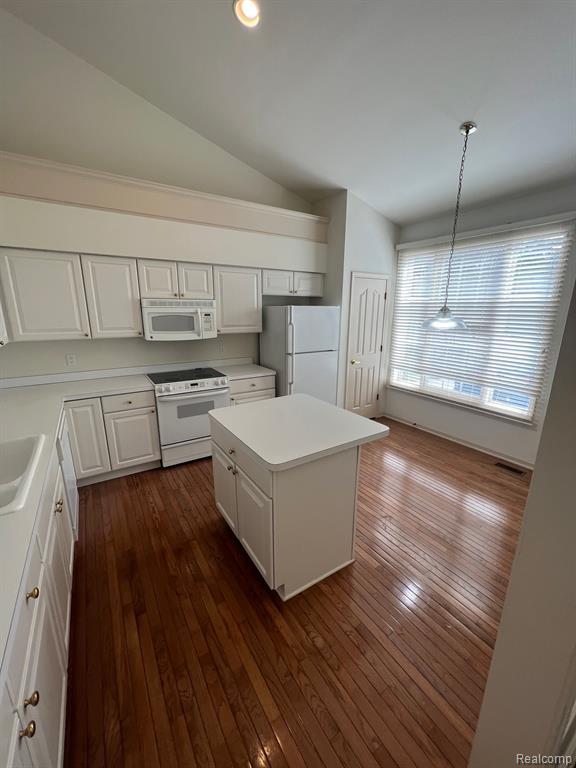 1643 Boulder Court Rochester, MI 48306 - Photo 13 of 52