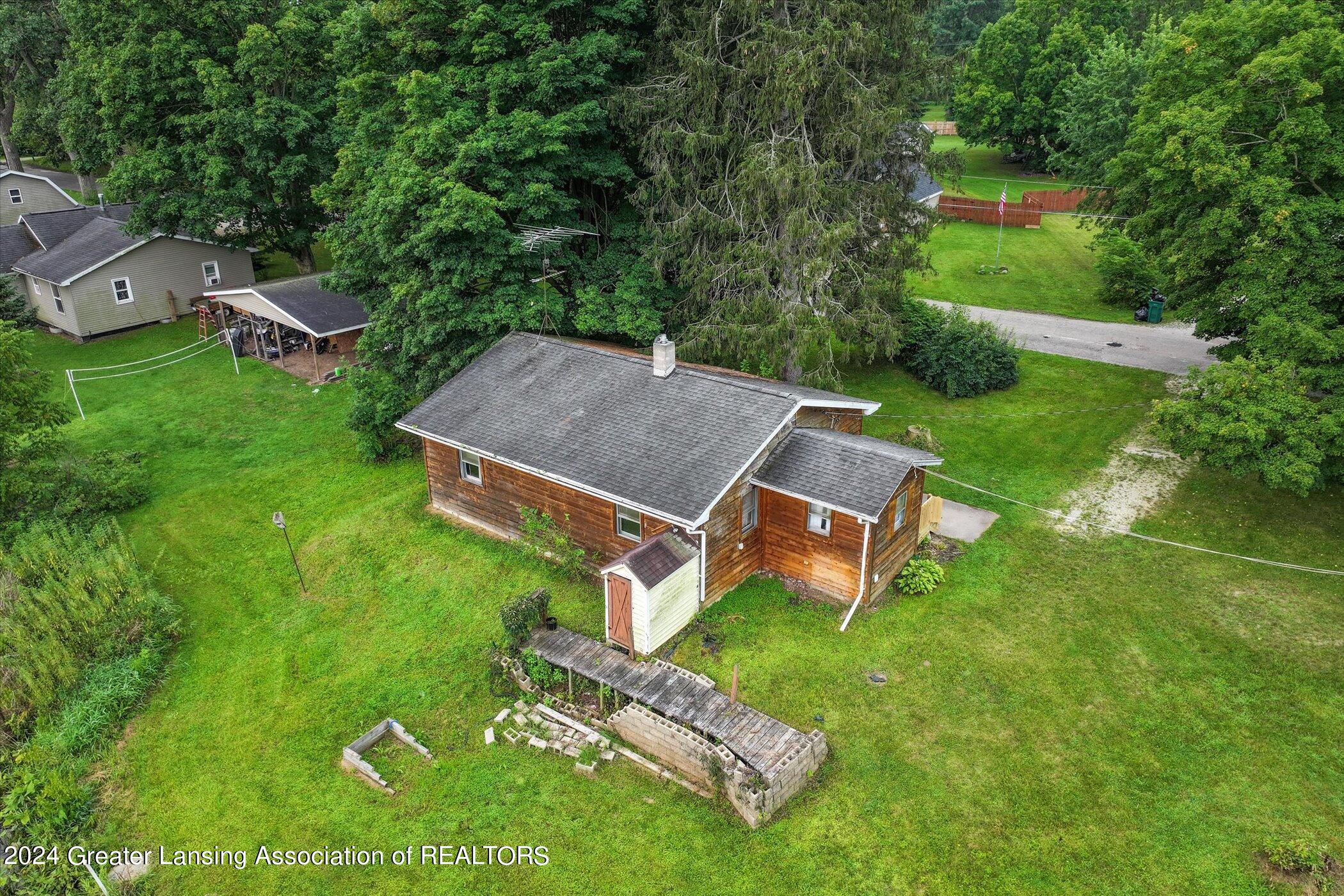 304 Olivet Road Bellevue, MI 49021 - Photo 15 of 23 15-304-Olivet-Rd-Bellevue-MI-49021-Windo